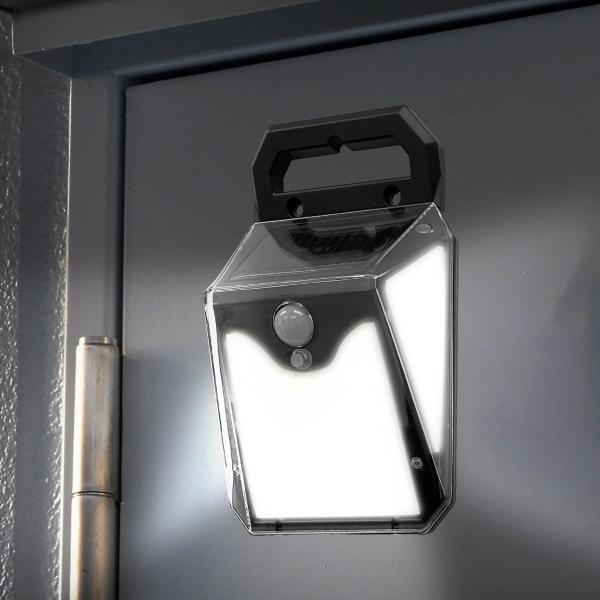 サイズ/約幅11.3×奥行5×高さ18.1cm内容量/1個付属品：粘着シール1枚、固定用ネジ2本、ボードアンカー2本材質/ポリプロピレン、スチール●ソーラー充電式の防犯対策ライトです。●電源や配線が不要なので停電・災害時にも役立ちます。●持...