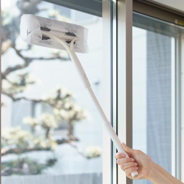 サイズ/約横23×縦6cm伸縮時 長さ：約42.5〜55.2cm重量/約158g内容量/1本材質/グリップ・プレート（ブレード、差し込み口付）：ポリプロピレン、熱可塑性エラストマーハンドル：ポリアセタールモップ：ポリエステル、ナイロン生産国...