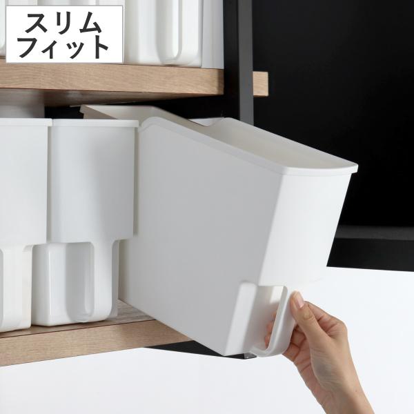 サイズ/約幅12.8×奥行33.4×高さ22cm内容量/1個材質/ポリプロピレン生産国/日本製耐熱温度/100度耐冷温度/-20度●吊戸棚のことを考えて作られた収納ボックスです。●出し入れスムーズな取っ手付きです。●一般的な吊戸棚は奥行き約...