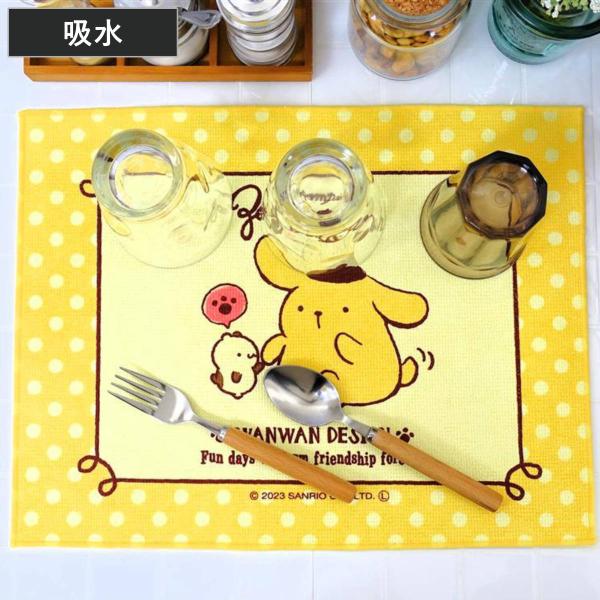 サイズ/約横40×縦30cm内容量/1枚材質/ポリエステル、ナイロン、ポリウレタンフォームカラー/ポムポムプリン生産国/日本製●お子さまの食べこぼしや水分をしっかり受け止める吸水マットです。●可愛らしいポムポムプリンのマットです。●ランチョ...