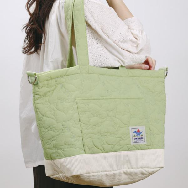 サイズ/約幅50×奥行18×高さ32cm内容量/1個材質/表、裏、持ち手：ポリエステルベルト：PPベルトパーツ：亜鉛合金生産国/中国製洗濯/不可●手提げと斜め掛けの2WAY仕様で毎日の子育てに、やさしく寄り添うバッグです。●軽くて使いやすい...