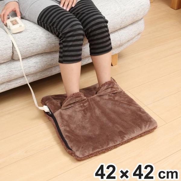 サイズ/約横42×縦42cm内容量/1個材質/ポリエステル生産国/中国製消費電力/50W●スリッパのように履いて足元を温める電気足温器です。●必要なところだけ効率よく温められ、寒い季節も快適に過ごせます。●お尻を温めるホットクッションとして...