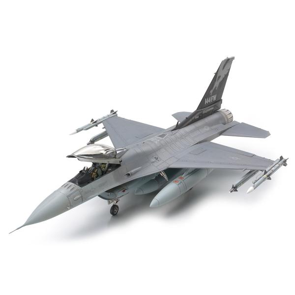 ^~ 1/48 bL[h}[` F-16C mubN25/32n t@CeBOt@R AJBRy61101z