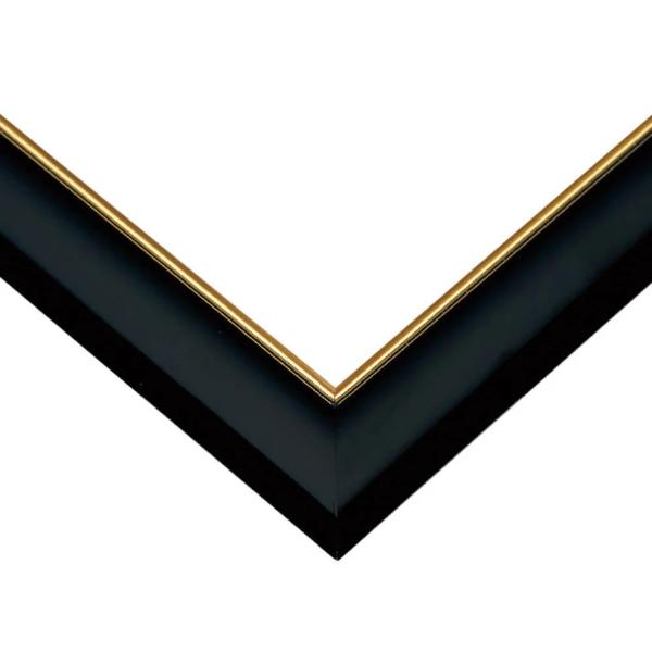 高級感ある金モール付きフレームが絵柄を引き立てる！