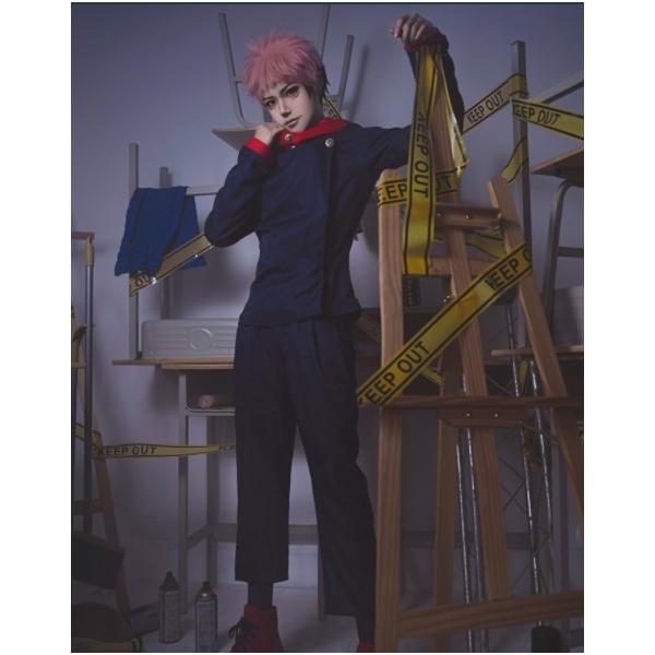 呪術廻戦 じゅじゅつかいせん 風のコスプレ衣装セットです☆虎杖 悠仁 風のコスチューム！いたどり ゆうじ（トップス、パンツ、ステッカー）がセットになっております。※靴下はついておりません。一式揃っているので、すぐに虎杖 悠仁 風になりきれち...