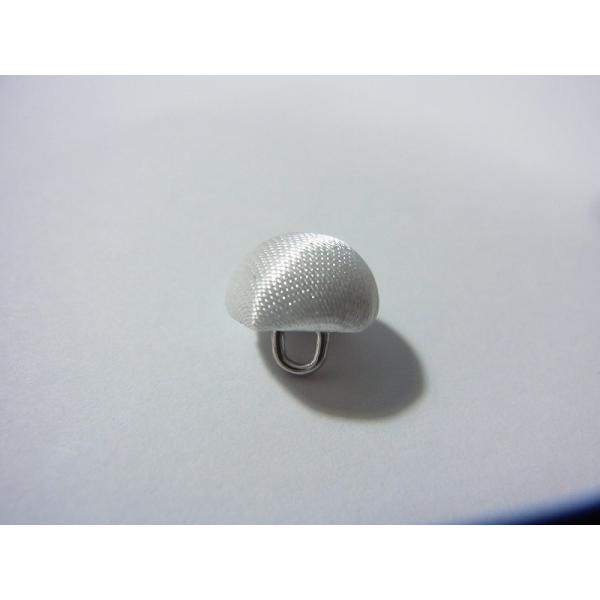 ぽっこりクルミボタン　白　サテン生地　10ｍｍ　8個セット