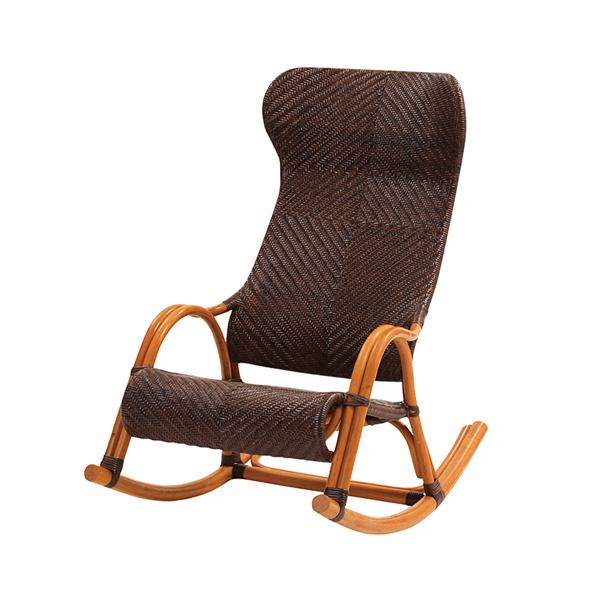 全て籐でひとつひとつ手作りされた優美なロッキングチェア日本国内のラタン工芸の方々が使用される、インドネシア産最高品質の材料を使い、日本の製法で日本人の技師の指導のもと、職人が圧倒的な手間隙をかけてひとつひとつ作り上げました。背もたれのカーブ...