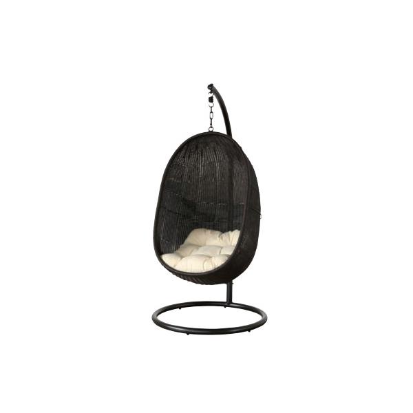 リラックスタイムにぴったりなハンギングチェア。存在感抜群な目を引くデザインは、お部屋のアクセントやお店のディスプレイにもオススメ。ゆったりくつろげるワイドサイズ。座ると思わず時を忘れてリゾート気分に誘われます。クッション、カゴともに撥水性に...