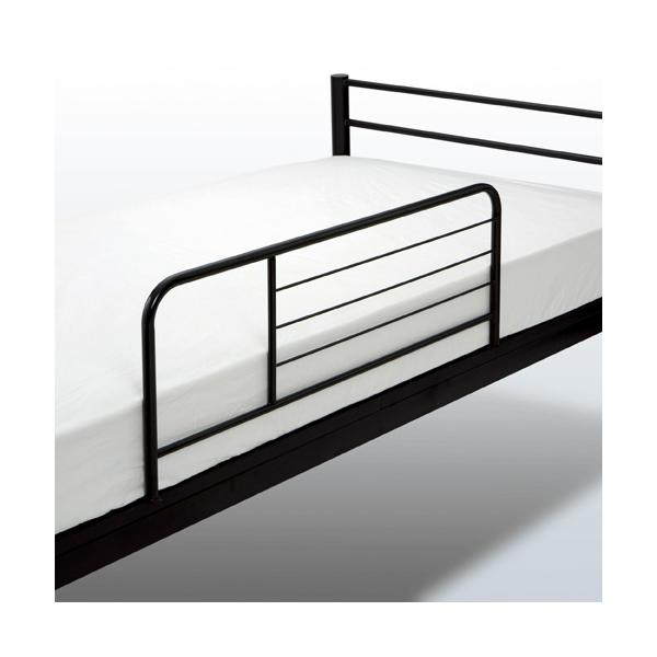 布団のずれや転落防止に！布団のずれ、落下を防止するベッドガード。ベッドとマットレスの間に差し込むだけの簡単な取り付けです。差し込み部分は360度回転式で、ベッドの両側で使用できます。商品番号KBSG-350完成品（新品）カラーブラックサイズ...