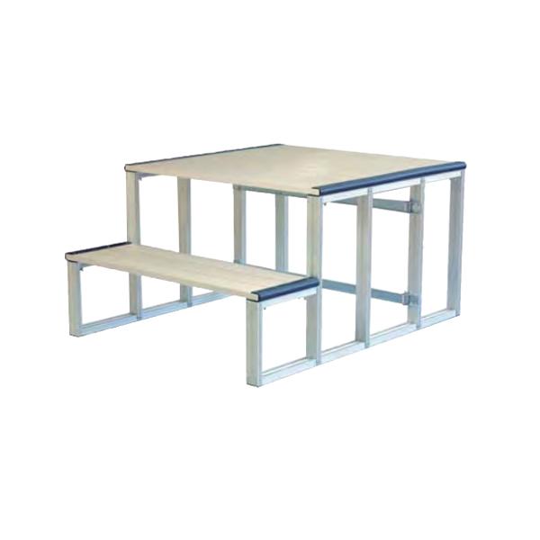 簡単組立・簡単撤収！コンパクトに整理できる号令台工具不要の簡単組立。軽量で頑丈な折りたたみ式アルミ製朝礼台です。狭いグラウンドから体育館まで幅広くお使いいただけます。部材はすべてはめ込み式による組み立てです。商品番号LS-S-7021お客様...