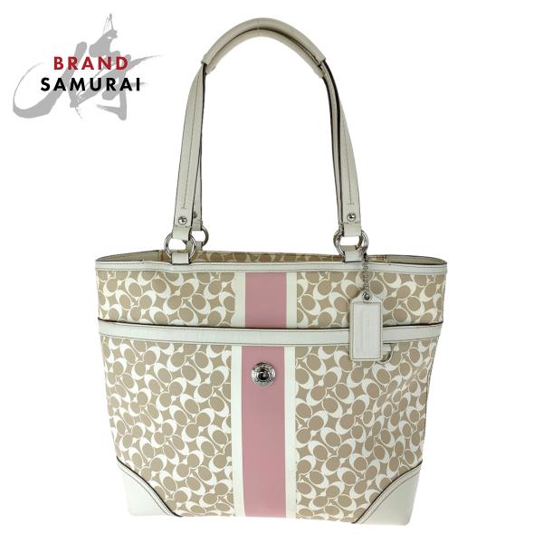 美品　coach シグネチャー　ハンドバッグ　PVC ラベンダー　ベージュ Coach シグネチャー ハンドバッグ PVC ラベンダー ベージュ