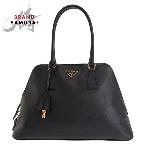 プラダ　サフィアーノ　ショルダーバッグ PRADA（プラダ） サフィアーノ ブラック 黒 ゴールド金具 レザー