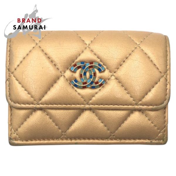 CHANEL 三つ折り財布 ココマーク ゴールド金具 ダークブラウン レザー CHANEL（シャネル） マトラッセ ココマーク ゴールド レザー 三つ折り