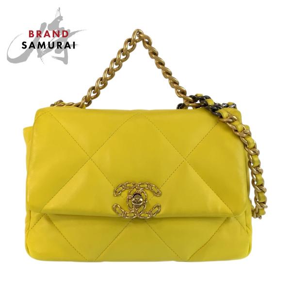 CHANEL 美品 シャネル マトラッセ 19 ココマーク ターンロック