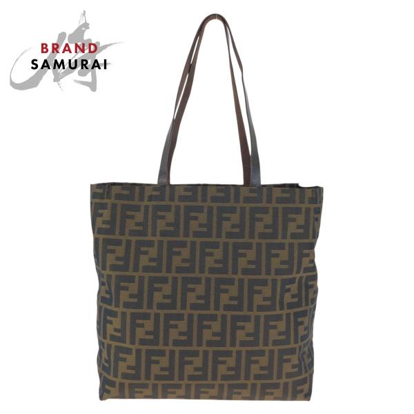 FENDI（フェンディ） 美品 ズッカ ブラウン シルバー金具 ナイロン