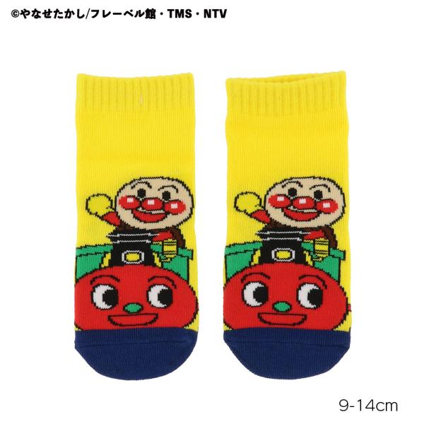 『それいけ！アンパンマン』アンパンマンとＳＬマンデザインのスニーカー丈ソックスです。ベビーサイズ　足底にすべり止め付き。★ 商品仕様　★素材    ： 綿・ポリエステル・その他サイズ  ： 9-14cm生産国  ： 中国メーカー： 福助※画...