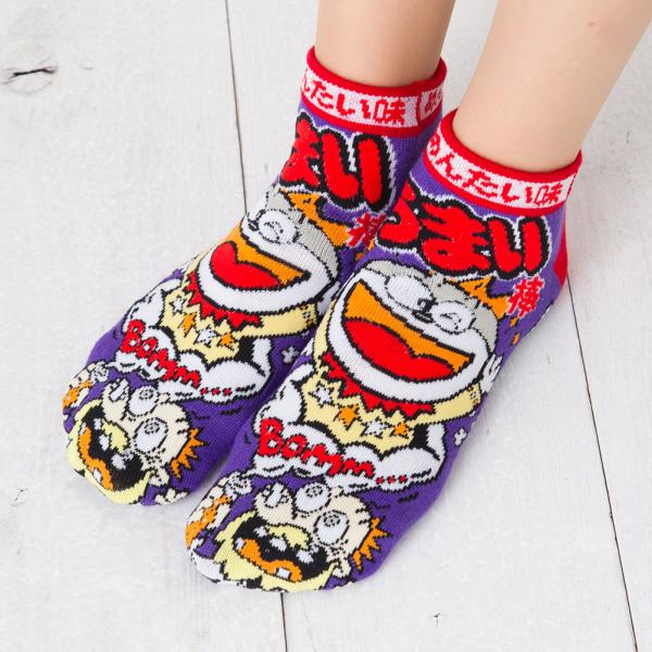 うまい棒 めんたい味 柄ソックス スニーカー丈 22-24cm 靴下 くるぶし丈 やおきん 明太子 D1PK