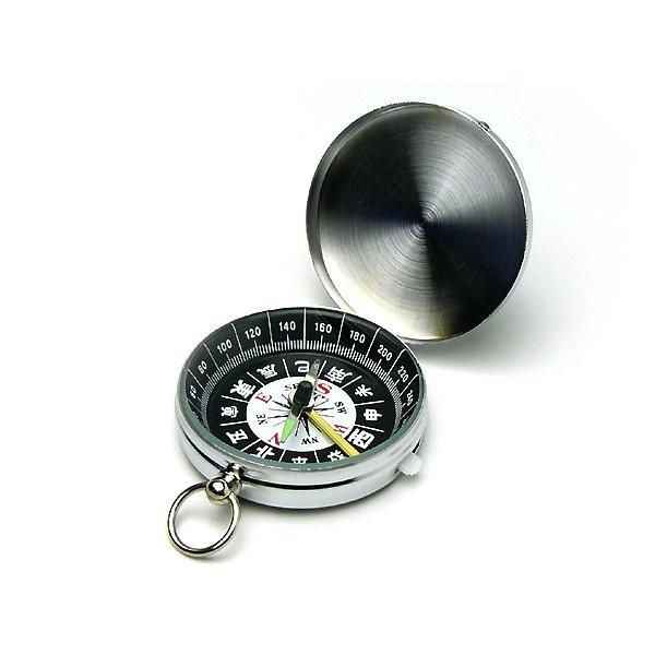 コンパス 方位磁石 方位磁針 和文字表示 蓋付 ステン フタ付 夜光針 ストッパー付 登山 ハイキング 宝探し 風水 開運 家相 吉祥 占い 招運 建築 アウトドア 節分 豆まき 方角 恵方巻 母の日 父の日 敬老の日《ポイント》シンプルな...