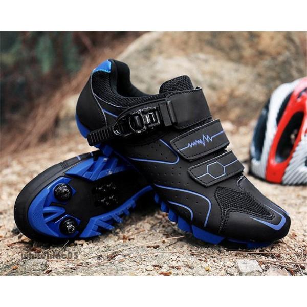 素材 ：アッパーは合成レザーとメッシュ素材を採用して通気性と快適性に優れます。ソールは耐摩耗性のナイロンソールを使用し、特別なマウンテンロックとロードロックのデザインを備えている。アッパーには複数の通気孔があり、湿気が蒸発しやすい、通気性が...