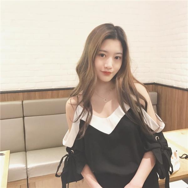 オフショル トップス バイカラー セクシー 大人可愛い 袖リボン 黒 白 肩見せ 着痩せ エレガント シャツ きれいめ Buyee Buyee 日本の通販商品 オークションの代理入札 代理購入