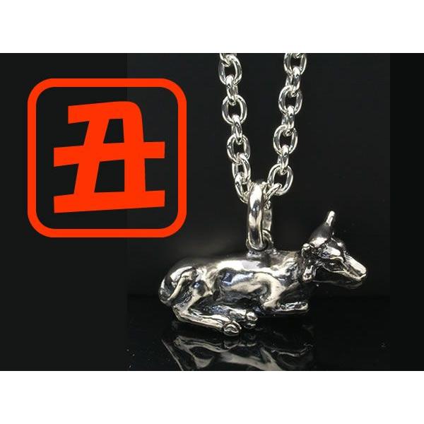 【シルバーアクセサリー】丑（うし）ペンダントトップ 【干支・十二支】