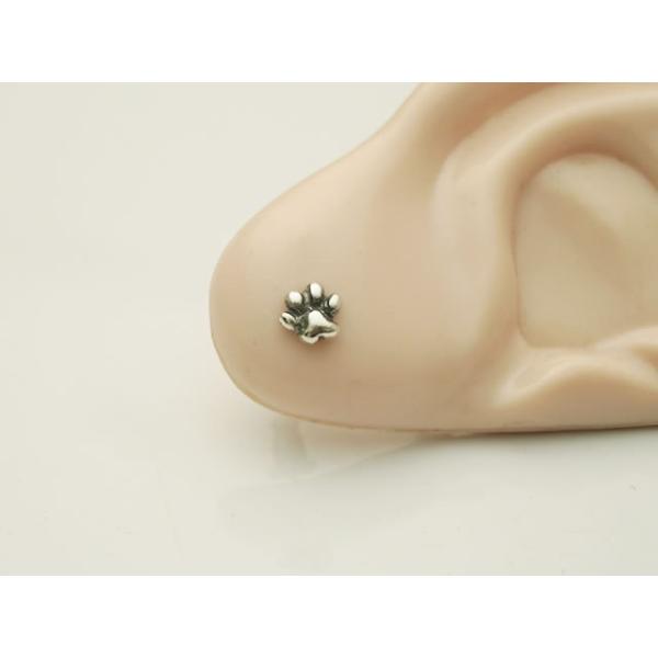 【シルバーアクセサリー】  肉球ピアス（１個）【ベルキャッチ付属】