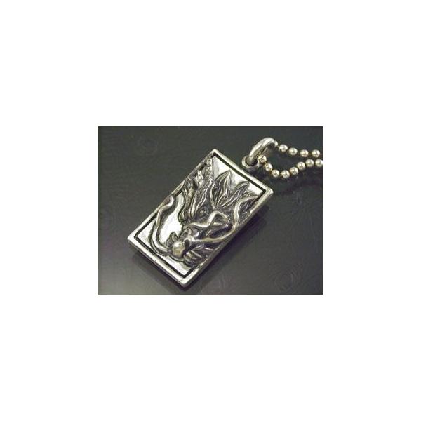 【シルバーアクセサリー】龍タグペンダントトップ 【和柄ペンダント】