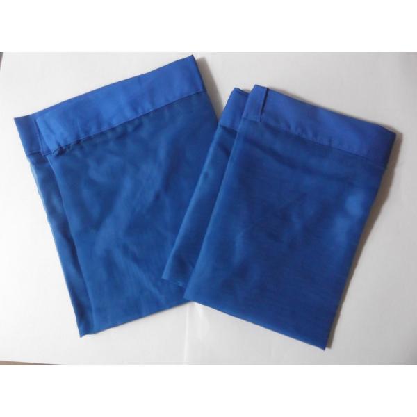 ■ナイロン製の昆虫採集用ネット。白色、カラー（赤・青・緑）があります。