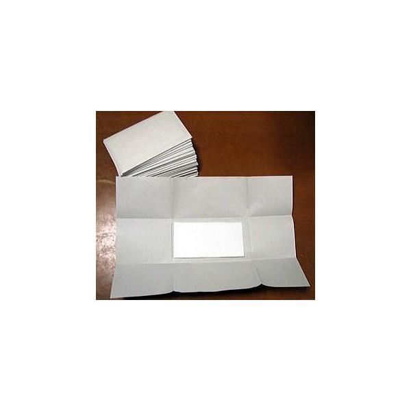 採集品を整理して持ち帰るためのタトウを作りました。小甲虫、雑昆虫、もちろん蝶、蛾にも使用すると便利です。最良のカット綿、わら半紙を使用、中型以上の甲虫にも利用できます。カット綿の大きさ：8ｘ16ｃｍ