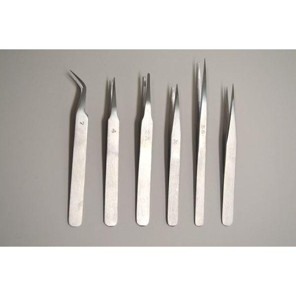 ■繊細でシャープな刃先のピンセットです。高密度の精密作業にお薦めです。写真右から2番めが当該商品となります。TS-10（標準タイプ）●先端部がゆるやかに細い（展翅用に）長さ110mmTS-11(ラージタイプ）●全体が長く、細い刃先（細かい作...