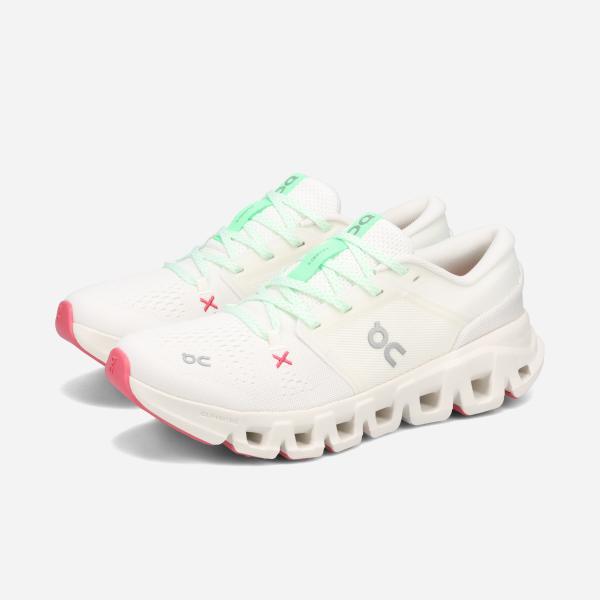 ON CLOUD X 5 (W) オン クラウド エックス 5 レディース IVORY/ICE ホワイト 3WG30060969