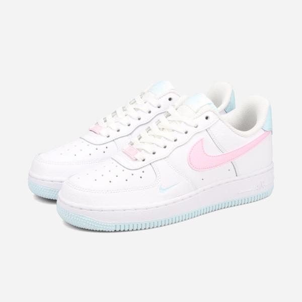 日本未発売限定モデルNike ウォームアップウェア ホワイト/ネイビー セール】限定展開 NIKE/ナイキ ナイキ エア フォース 1 '07