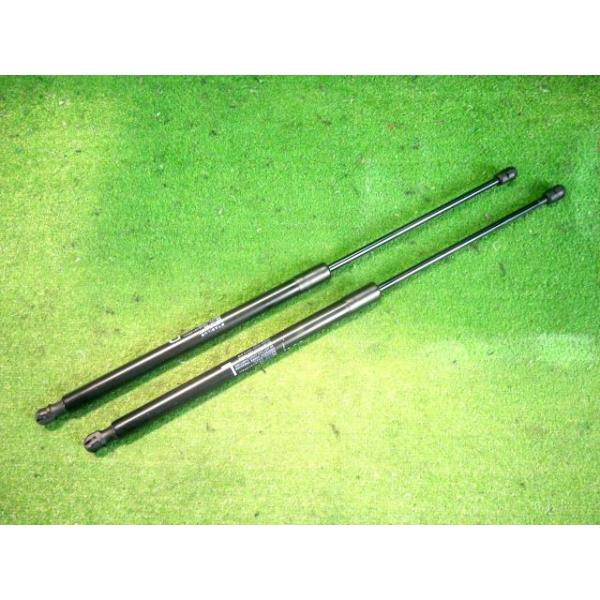 スペーシア DBA-MK32S バックドアダンパー G R06A CVT Z7T 81850-81M01