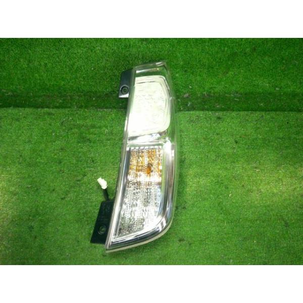 ルークス F右コンビネーションランプ ルークス F右コンビネーションランプ