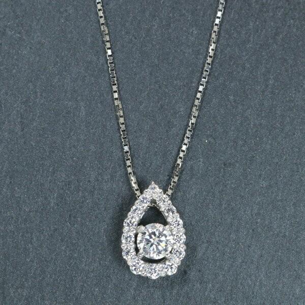 優美な雫！ペアシェイプ Eカラー ダイヤモンド K18 ペンダント