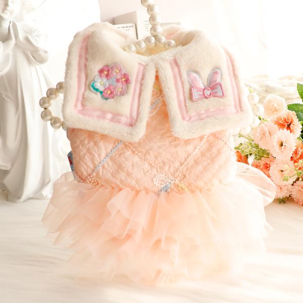 ドッグウェア 犬服 ワンピース レース コート アウター 防寒着 ドレス 犬用ウェア ペットウェア 刺繍 スカート 秋冬 秋用 冬用 可愛い おしゃれ お散歩