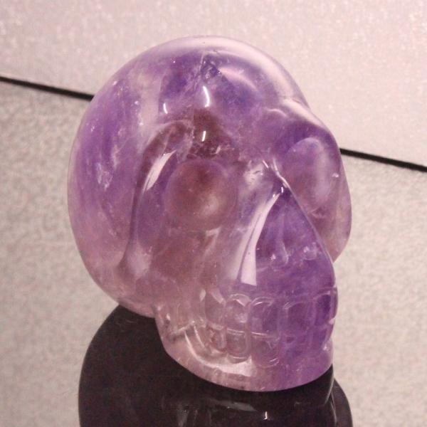 【天然石の意味・言われ】　アメジスト[紫水晶]：真実の愛、直感力を高める・強い魔よけのパワー【サイズ】アメジスト： 64mm×59mm×42mm（原石の最長部）【重量】 176g【産地】 ブラジル■天然石情報：アメジスト■石言葉（意味・効果...