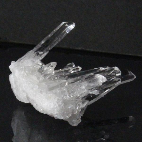 水晶 クラスター 原石 石  ラフ クラスタ 鉱物 クラスター クォーツ ロッククリスタル 魔除け 置物 浄化用 一点物
