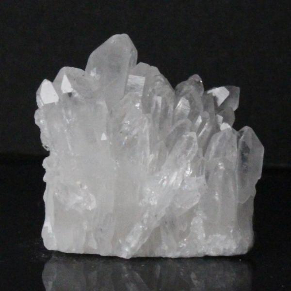 水晶 クラスター 原石 ラフ クラスタ 鉱物 石 クラスター クォーツ ロッククリスタル 魔除け 置物 浄化用 パワーストーン