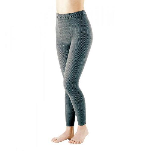 スパッツならこれ。冷え対策に。深ばきタイプでお尻や腰まですっぽりあたたかい。伸縮性にすぐれやさしい履き心地。丈夫な両マチ仕様ウエストゴム部分は取替え口がついてゴム取替えにとっても便利。色はベーシックなブラックとブラウン、グレーをご用意いたし...