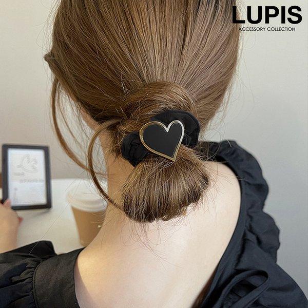 品番 : v2192モチーフサイズ : 高さ約3cm × 横幅約3.3cmゴムサイズ : 直径約5cm仕様 : 入荷時期により裏面の仕様が異なります。その他 : モニター・撮影環境により実際の商品と色味が異なる場合があります。商品の説明アン...