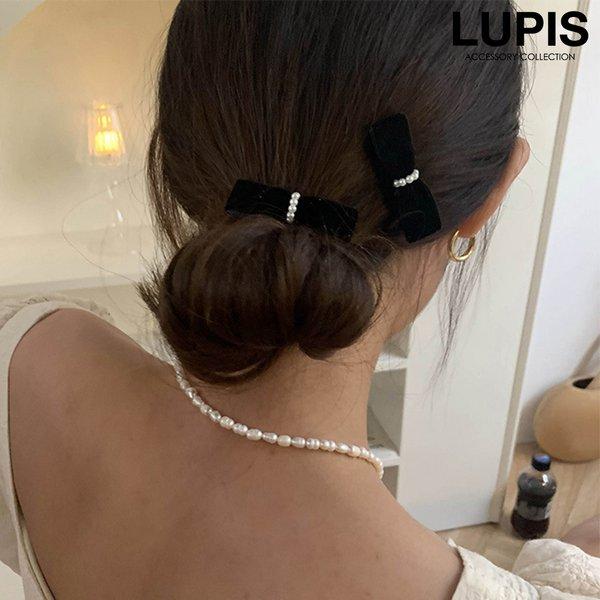 品番 : v2866サイズ : (クリップ)約5.6cmモチーフサイズ : (リボン)横幅約7cm × 高さ約2cm数量 : 1個売りその他 : モニター・撮影環境により実際の商品と色味が異なる場合があります。商品の説明ベロア調のシンプルな...