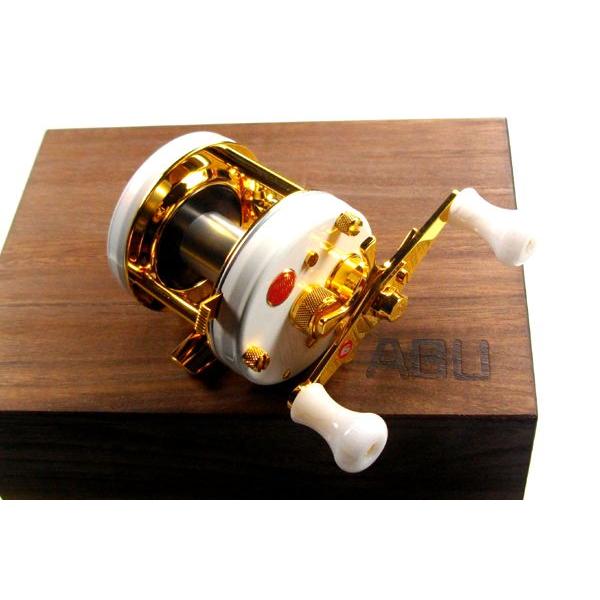 新品 50％OFF アブ アンバサダー 5500CDL 限定パールホワイト【送料