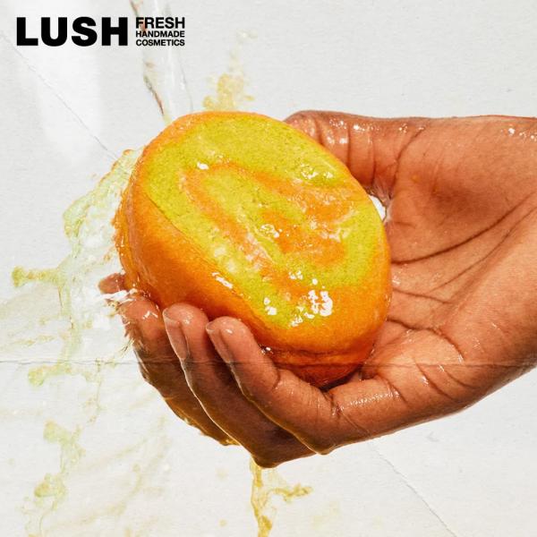 LUSH ぐるぐるパンプキン バブルバー 泡風呂 入浴剤 カボチャ フルーティー 香り ハロウィン 数量限定 ギフト プレゼント お風呂 保湿 癒やし ラッシュ 公式