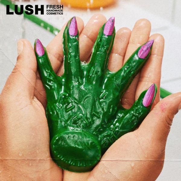 LUSH 魔女の手 シャワーガミー ボディソープ ハロウィン 数量限定 ギフト プレゼント ぷにぷに スキンケア 保湿 洗体 香り お風呂 癒やし ラッシュ 公式