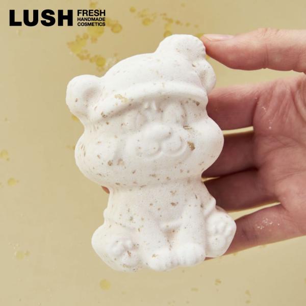 LUSH バターベア バスボム 入浴剤 クリスマス 数量限定 ギフト プレゼント くま かわいい カカオバター 保湿 癒やし ラッシュ 公式