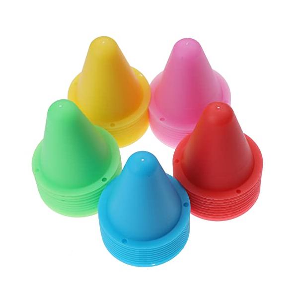 カラフル/-/-・Color:カラフル・屋内外問わず様々なスポーツにお使いいただける、ミニマーカーコーン50個セット（レッド、グリーン、イエロー、ブルー、ピンク×各10個）。インラインスケートやブレイブボード、スケートボードなどの障害物とし...