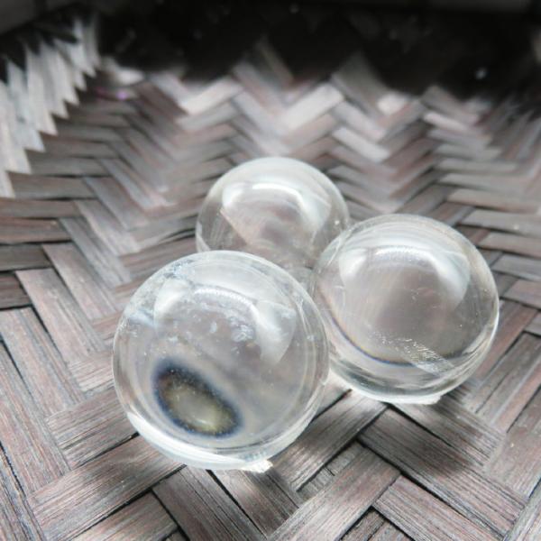 2720g超綺麗水晶丸玉B90U1/161U01A 水晶丸玉 25mm玉 品質ランク-AA クリアー クラック有 1個売り 透明度