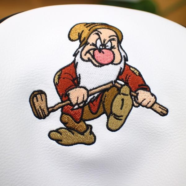 限定価格セール ２０１９年入荷しました ウォルトディズニーワールド ゴルフコース 白雪姫 七人の小人 ヘッドカバー ドライバー用 ４６０ｃｃ 18ss 国内発送即納