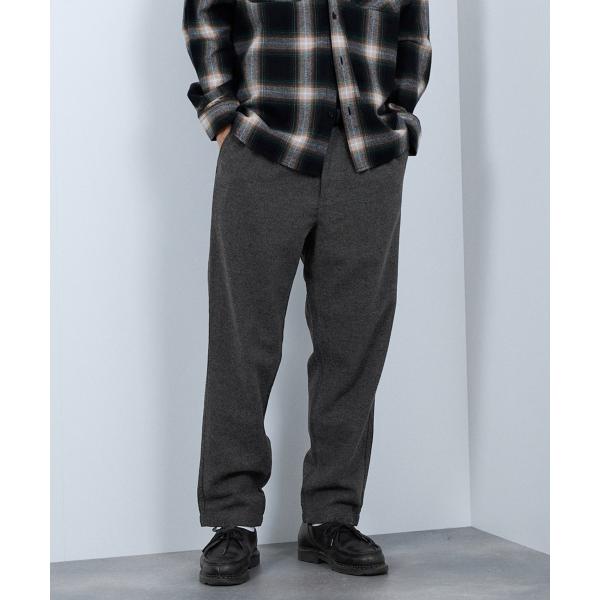 アメリカを代表するワークカジュアルブランド「Dickies」から、ウール混イージーパンツパンツの登場です。カラーは、チャコール・ブラウンの2色展開です。■デザインクラシックなイージーパンツのデザインに、季節感のあるウール混素材を採用。ウエス...